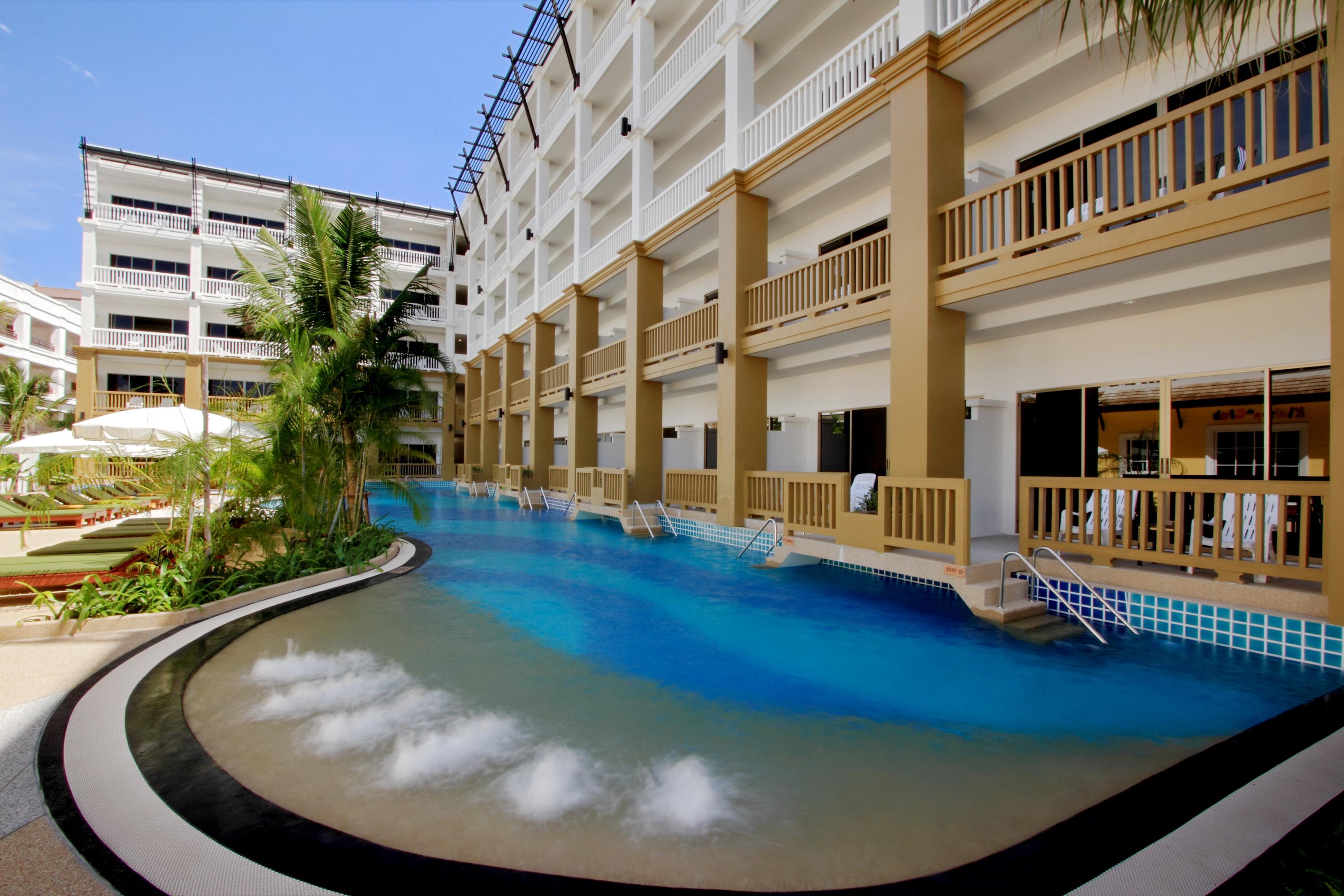 Kata Sea Breeze Resort - Sha Plus Exterior foto
