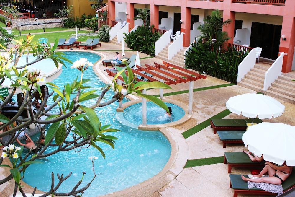 Kata Sea Breeze Resort - Sha Plus Exterior foto